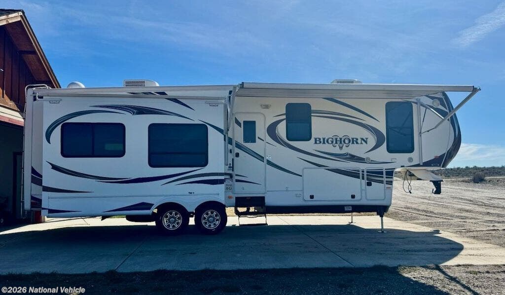 Used 2014 Heartland Bighorn 3010RE available in Lakeview, Oregon