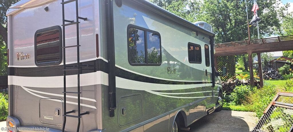 2018 Winnebago View 24V - Used Class C For Sale by National Vehicle in Thornburg, Iowa