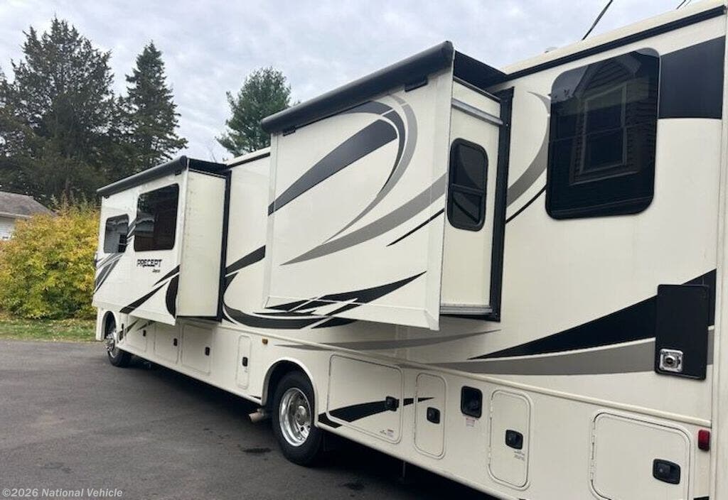 2021 Jayco Precept 36A - Used Class A For Sale by National Vehicle in North Haven, Connecticut