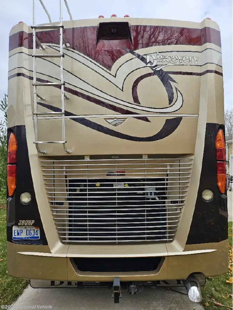 2013 Fleetwood Discovery 40X - Used Class A For Sale by National Vehicle in Grand Blanc, Michigan