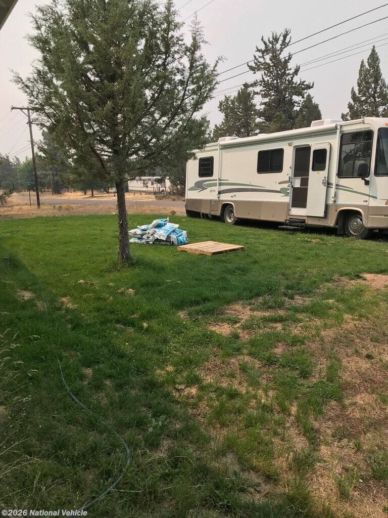 1999 Landau 3512 Slide by Georgie Boy from National Vehicle in Klamath Falls, Oregon