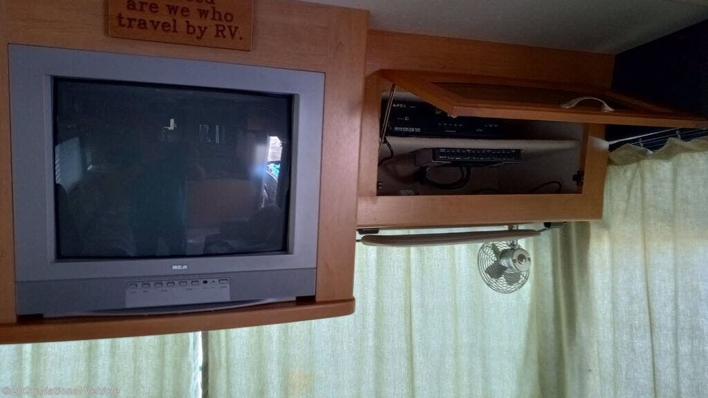 Used 2007 Four Winds Hurricane 30Q available in Lake Stevens, Washington