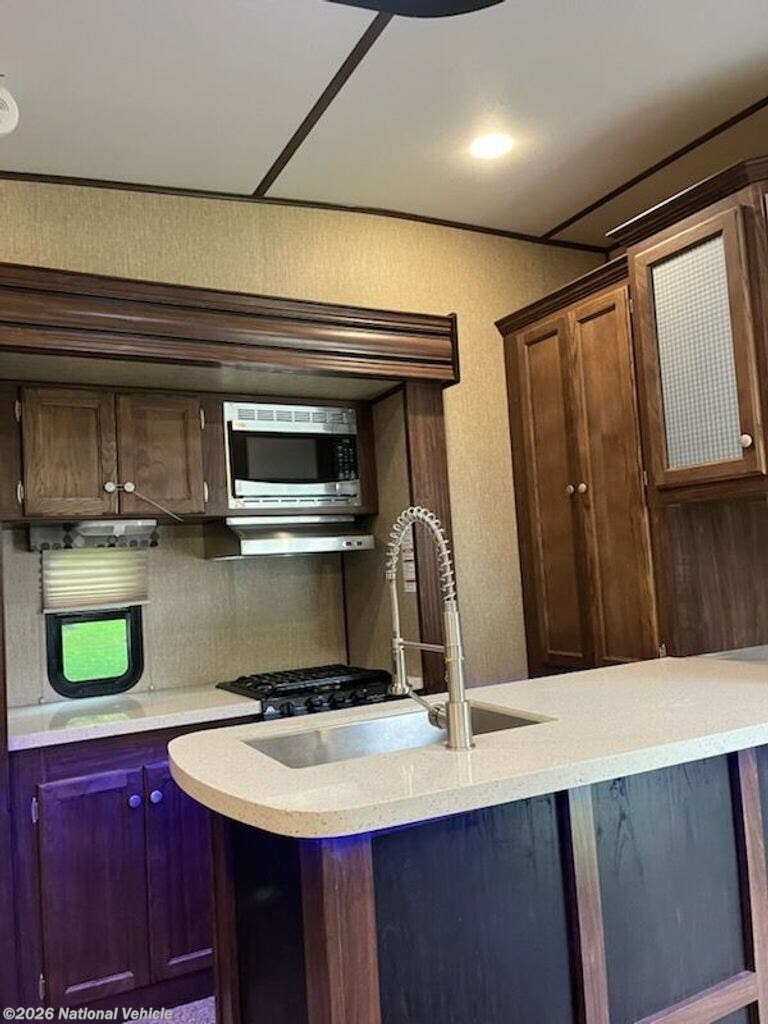 Used 2017 Keystone Sprinter 298FWRLS available in Woodburn, Indiana