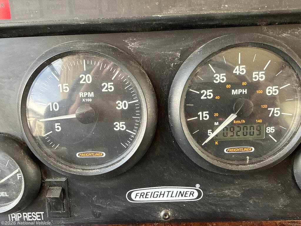 2002 Fleetwood Discovery 37U - Used Class A For Sale by National Vehicle in Amarillo, Texas