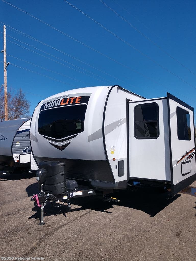 2021 Forest River Rockwood Mini Lite 2506S - Used Travel Trailer For Sale by National Vehicle in Elmira, Michigan