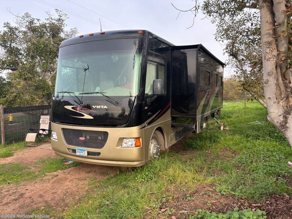 2012 Vista LX 35F by Winnebago from National Vehicle in Cokato, Minnesota