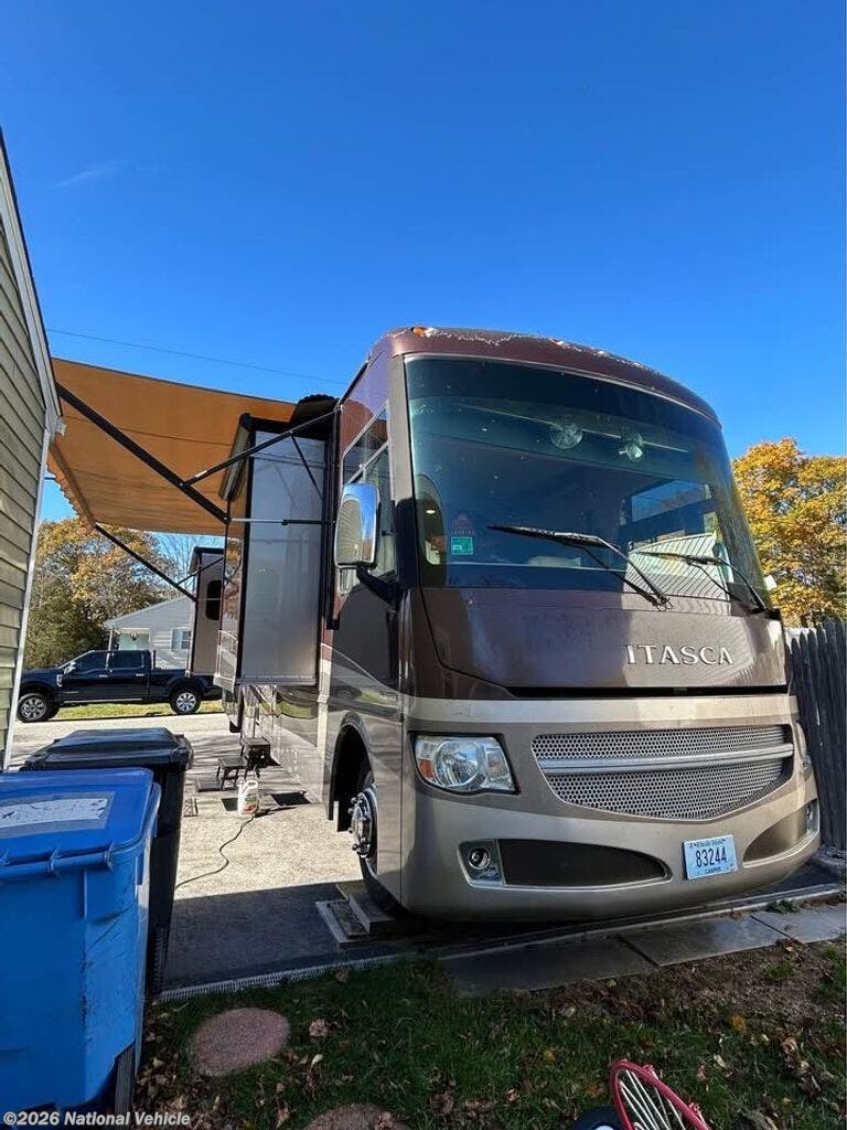 2015 Suncruiser 35P by Itasca from National Vehicle in Cumberland, Rhode Island