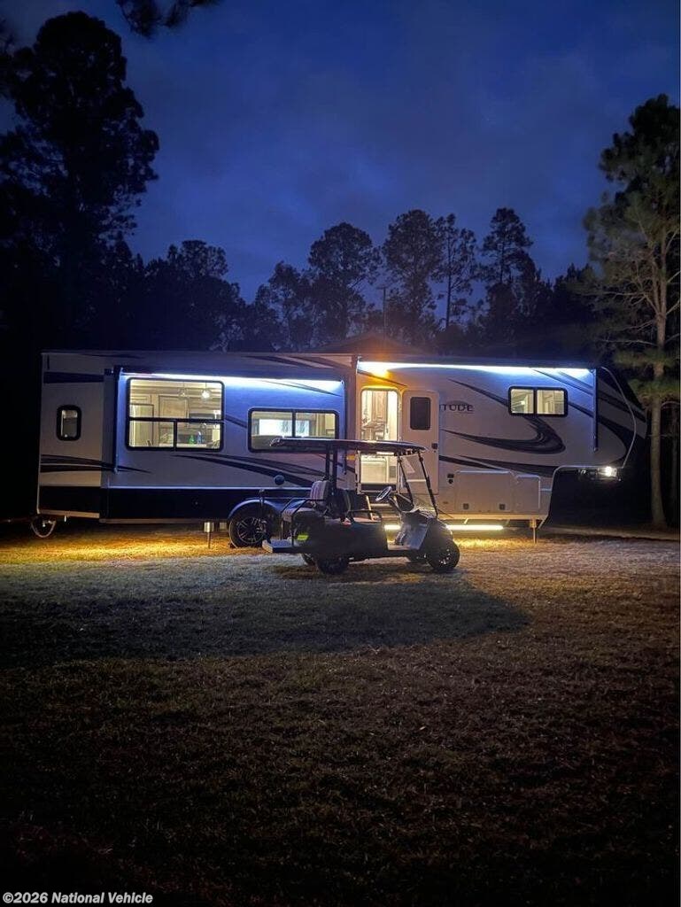 2022 Solitude 345GK-R by Grand Design from National Vehicle in Homer Glen, Illinois