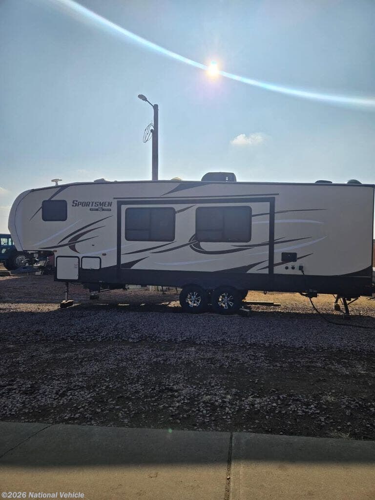 2018 K-Z Sportsmen 281BHK - Used Fifth Wheel For Sale by National Vehicle in Hartford, South Dakota