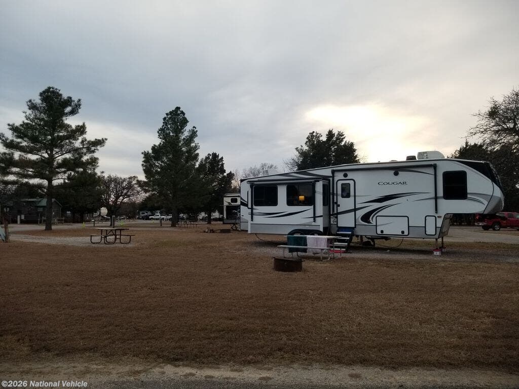 Used 2021 Keystone Cougar 316RLS available in Bethel Park, Pennsylvania