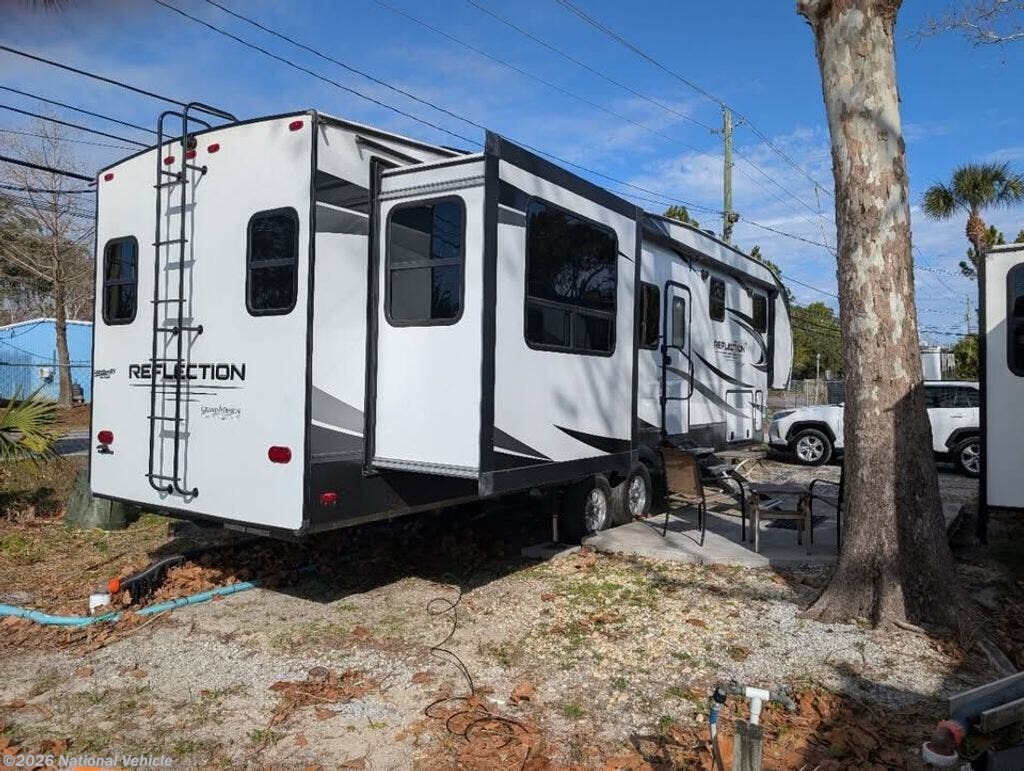2023 Grand Design Reflection 341RDS - Used Fifth Wheel For Sale by National Vehicle in Panama City, Florida