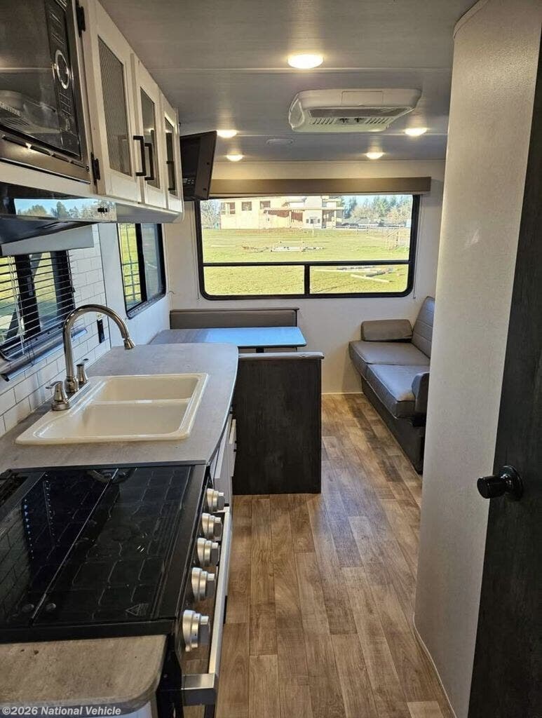 Used 2022 Keystone Hideout 202RD available in Tualatin, Oregon