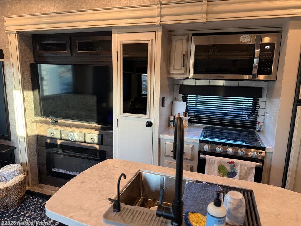 2023 Eagle 321RSTS by Jayco from National Vehicle in Wickenburg, Arizona