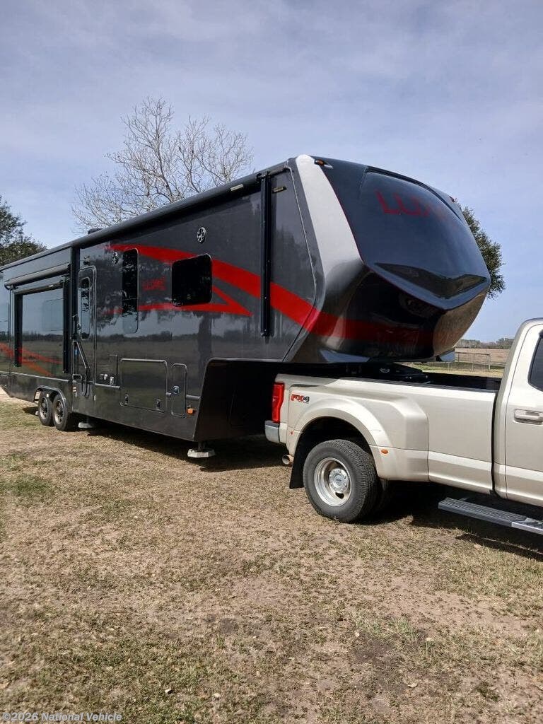 2021 Luxe Gold 35GRS - Used Fifth Wheel For Sale by National Vehicle in Victoria, Texas