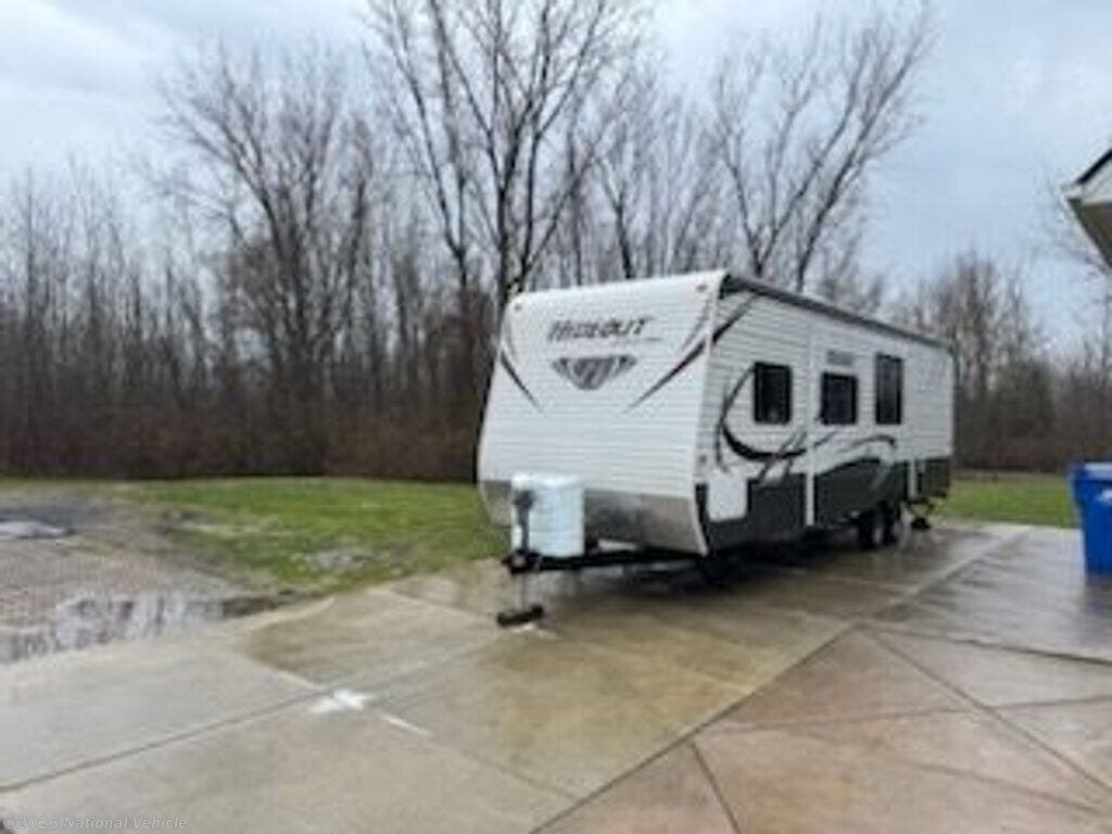 2012 Keystone Hideout 27DBS - Used Travel Trailer For Sale by National Vehicle in Akron, New York