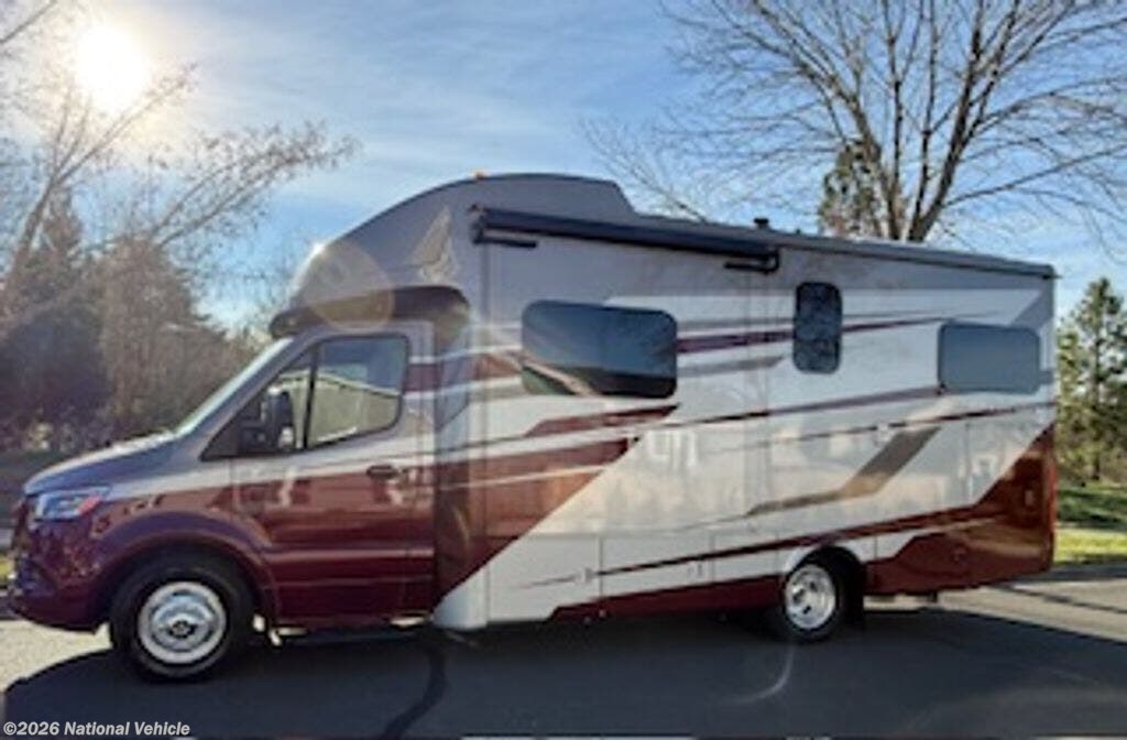 Used 2025 Tiffin Wayfarer 25LW available in Central Point, Oregon