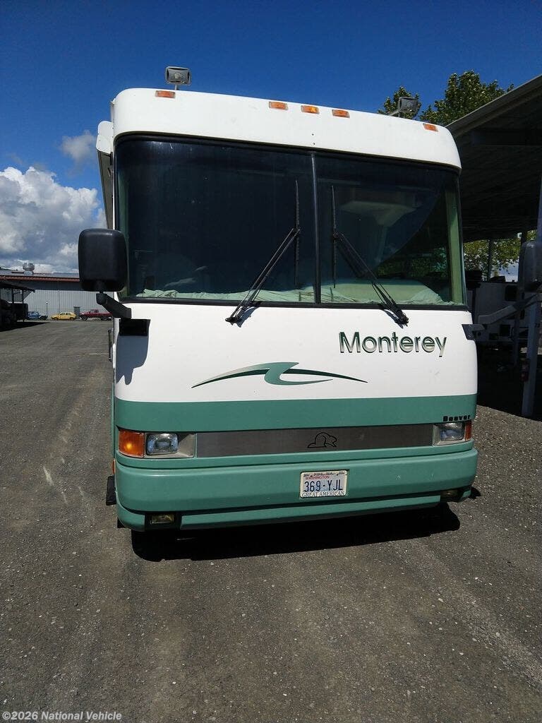 2000 Beaver Monterey Seacliff - Used Class A For Sale by National Vehicle in Bellingham, Washington