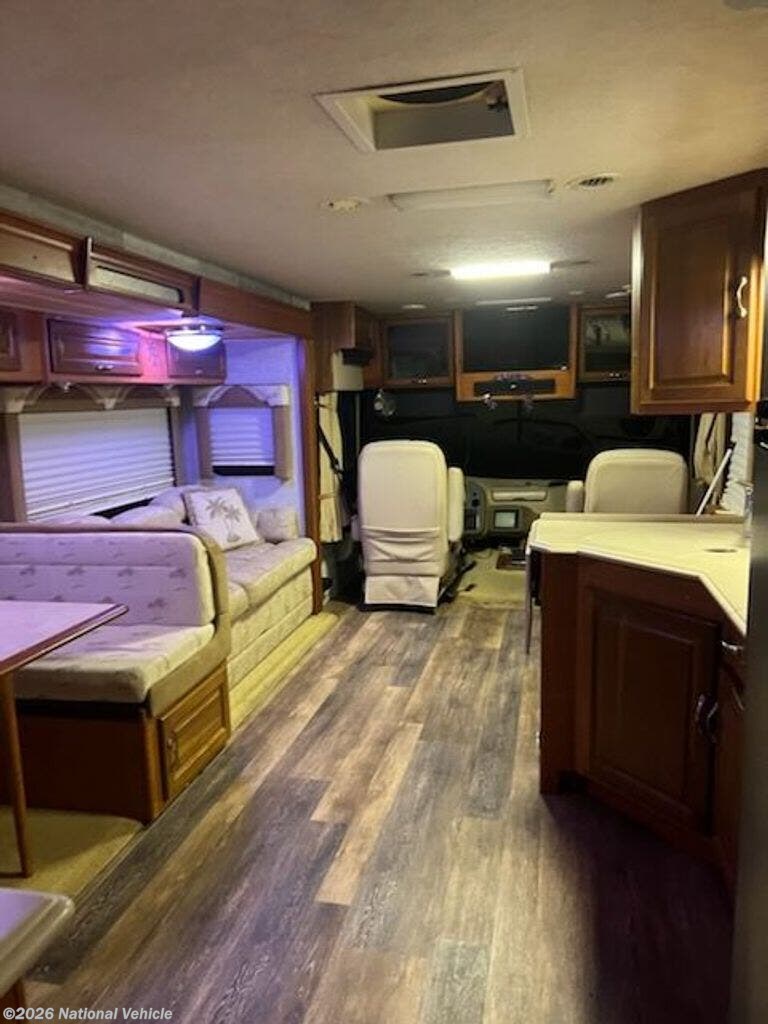 2005 Dolphin 5355 by National RV from National Vehicle in Marlborough, Connecticut