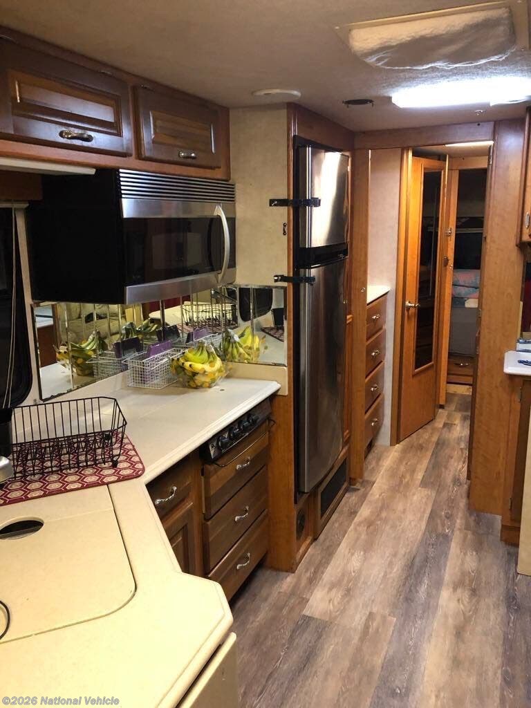 Used 2005 National RV Dolphin 5355 available in Marlborough, Connecticut