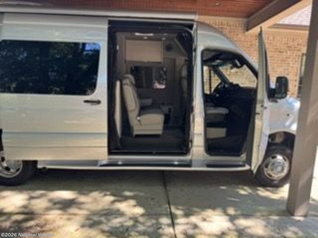 2025 Midwest Heritage MD4 - Used Class B For Sale by National Vehicle in Fairhope, Alabama