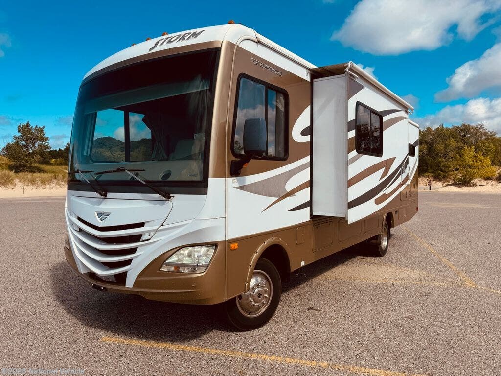 2012 Fleetwood Storm 32BH - Used Class A For Sale by National Vehicle in Holland, Michigan