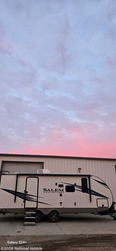 2022 Forest River Salem Hemisphere HL 22RBHL - Used Travel Trailer For Sale by National Vehicle in Nuevo, California