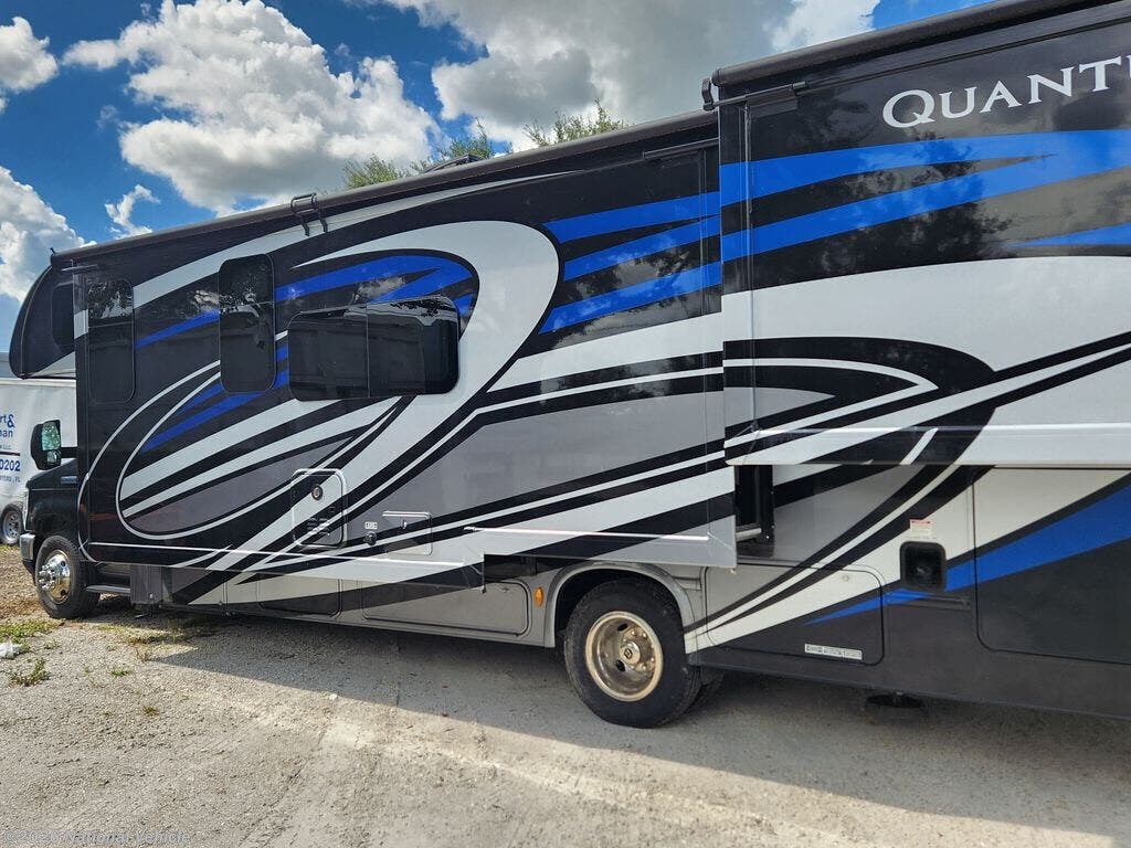 Used 2022 Thor Motor Coach Quantum JM31 available in North Fort Myers, Florida