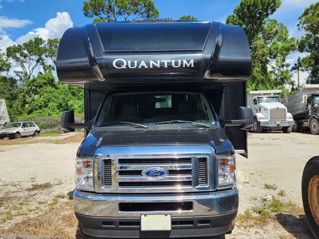 2022 Quantum JM31 by Thor Motor Coach from National Vehicle in North Fort Myers, Florida