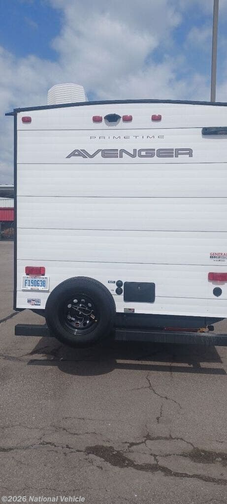 2025 Prime Time Avenger 27DBS - Used Travel Trailer For Sale by National Vehicle in Taylor, Michigan