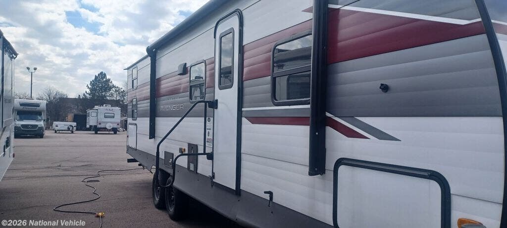 2025 Avenger 27DBS by Prime Time from National Vehicle in Taylor, Michigan