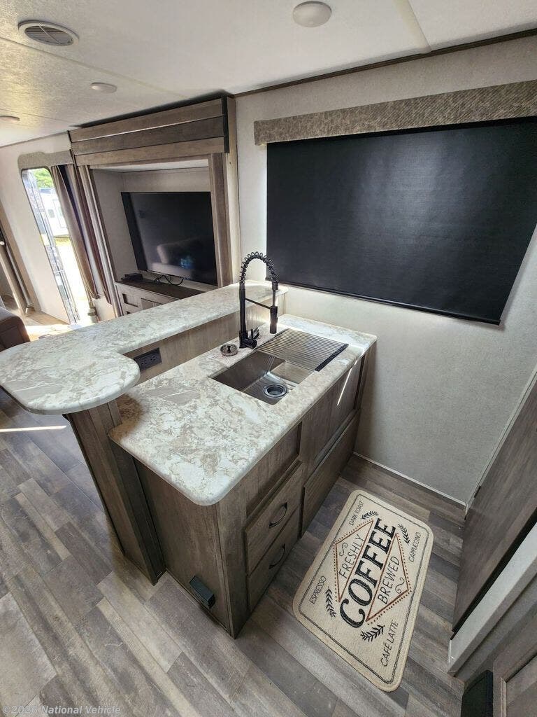 2021 Vibe 31ML by Forest River from National Vehicle in Clovis, New Mexico