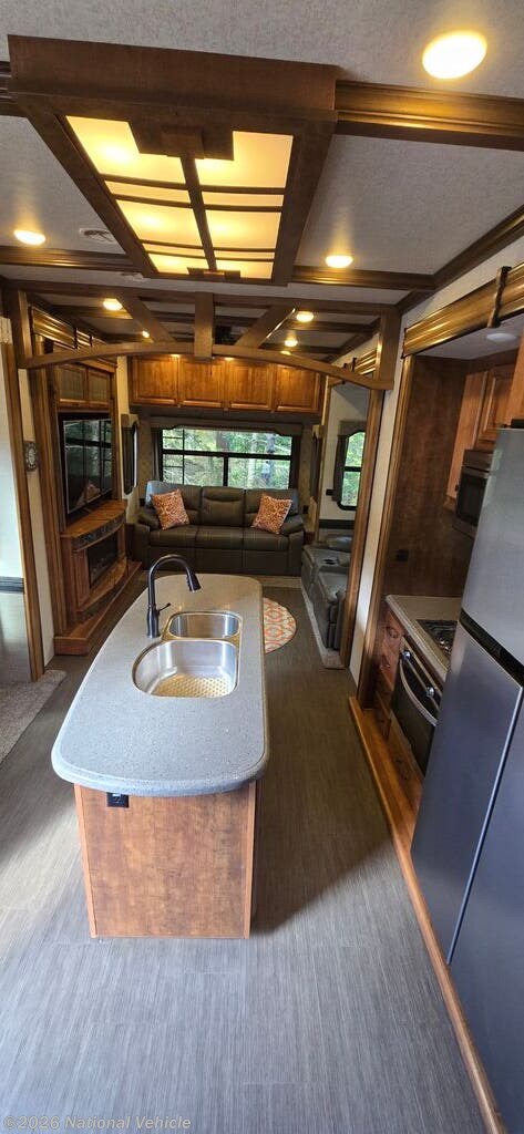 2017 Heartland Big Country 3965DSS - Used Fifth Wheel For Sale by National Vehicle in Whitefish, Montana