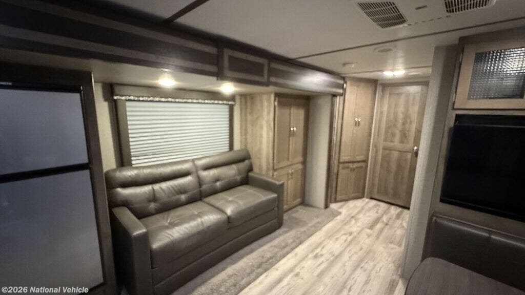 2019 Keystone Sprinter Campfire Edition 25RK - Used Travel Trailer For Sale by National Vehicle in La Crescenta-Montrose, California