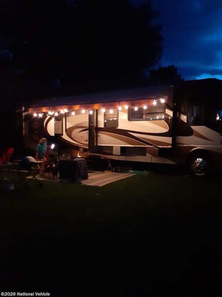 Used 2013 Itasca Suncruiser 37F available in Haverhill, New Hampshire