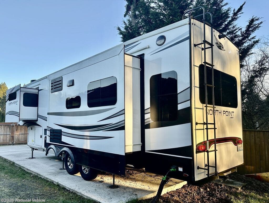 2022 Jayco North Point 310RLTS - Used Fifth Wheel For Sale by National Vehicle in Olympia, Washington