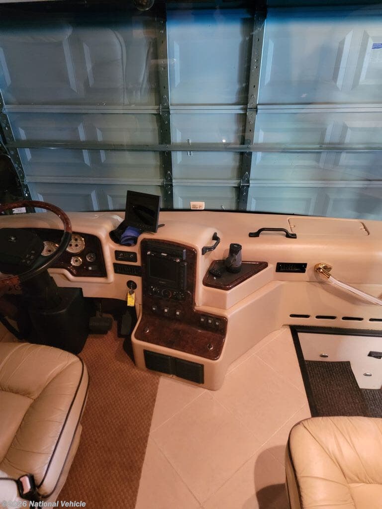 2005 Signature Commander IV by Monaco RV from National Vehicle in Felton, Delaware