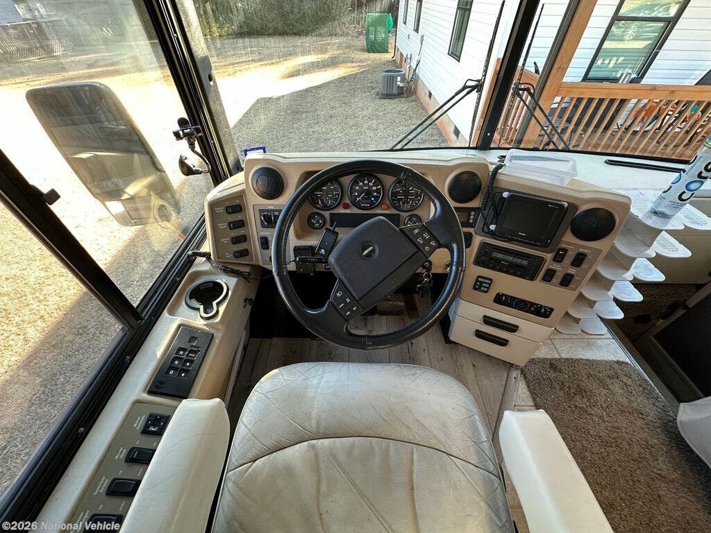 2004 Vectra 40QD by Winnebago from National Vehicle in Lancaster, South Carolina