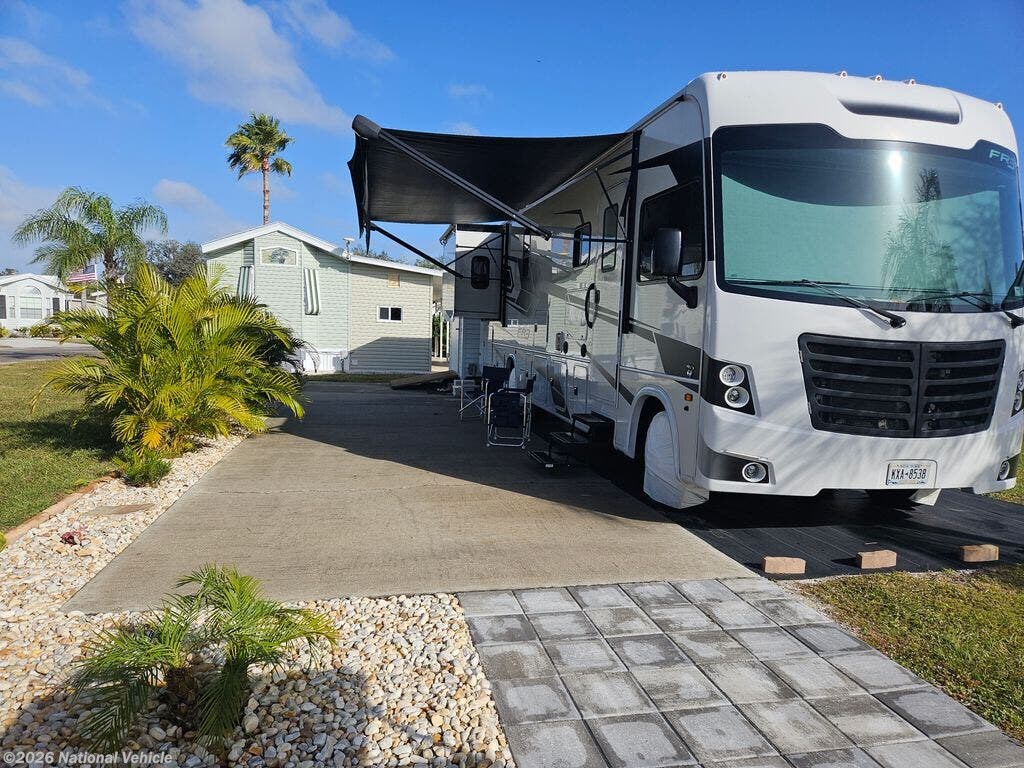 2022 Forest River FR3 33DS - Used Class A For Sale by National Vehicle in Arcadia, Florida