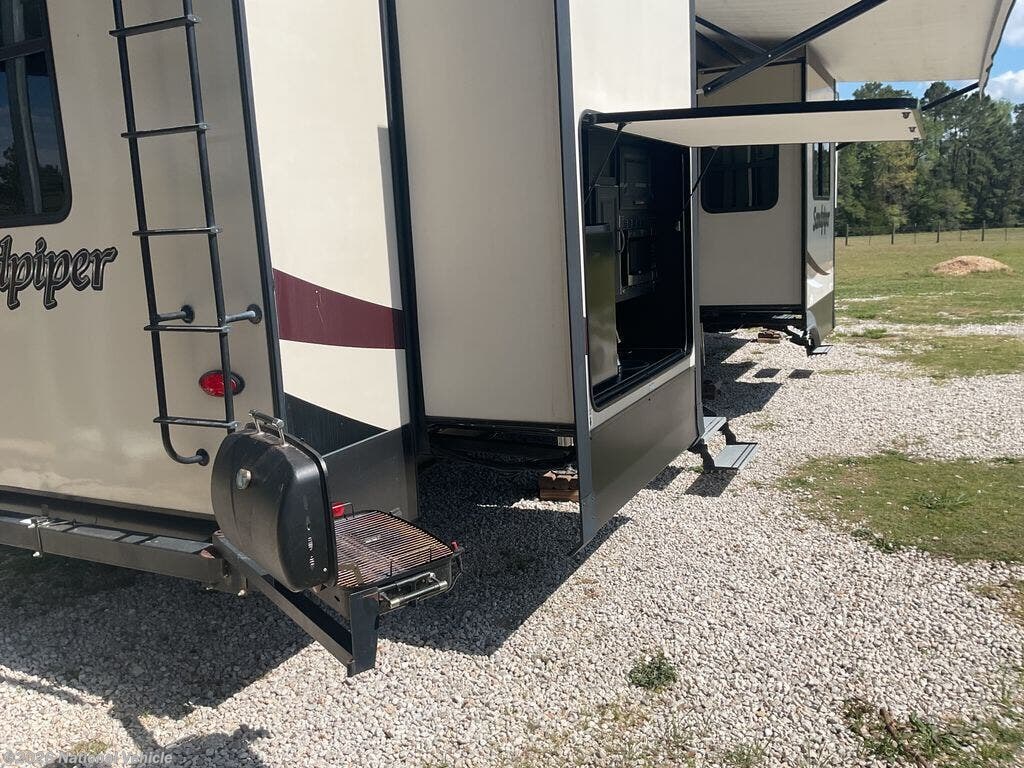 2020 Sandpiper 38FKOK by Forest River from National Vehicle in Livingston, Texas