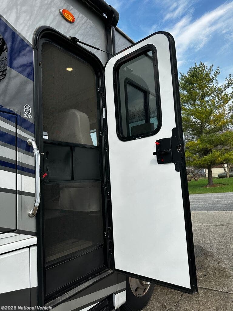 Used 2024 Holiday Rambler Vacationer 33C available in Groveport, Ohio