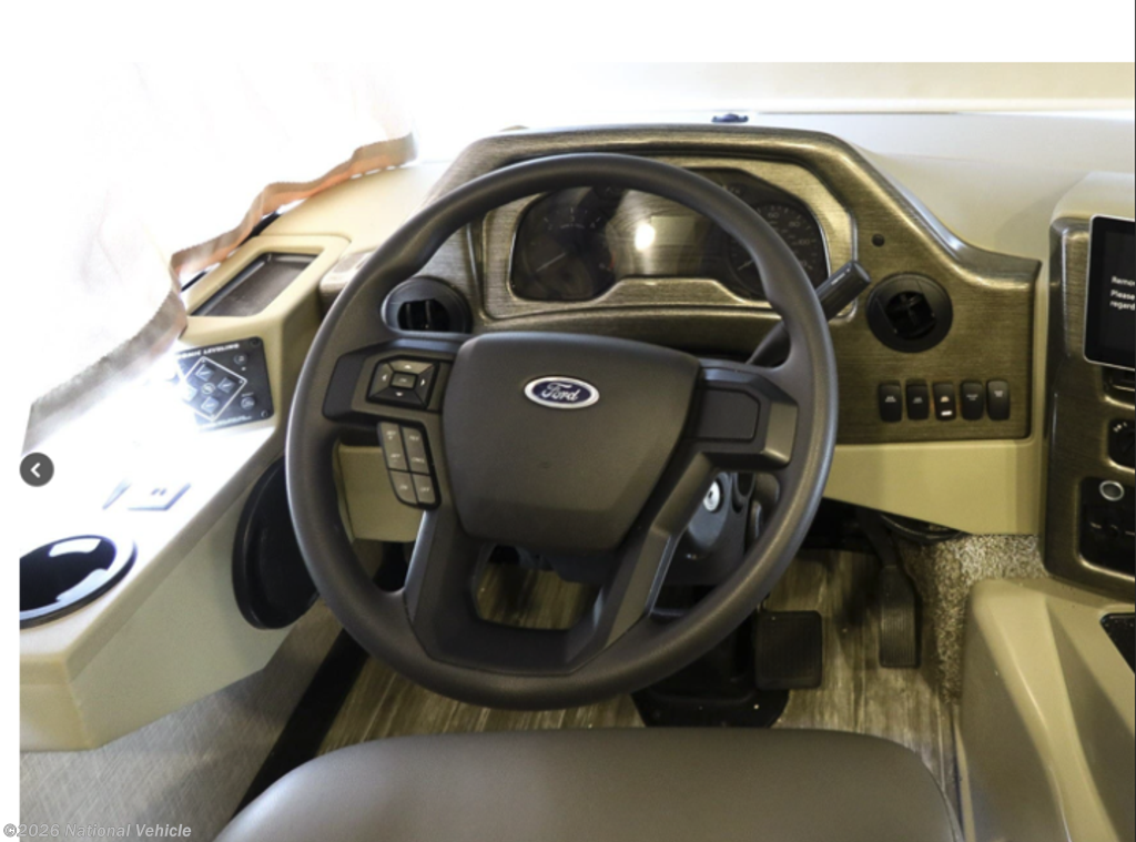 2022 Hurricane 34J by Thor Motor Coach from National Vehicle in Gilroy, California