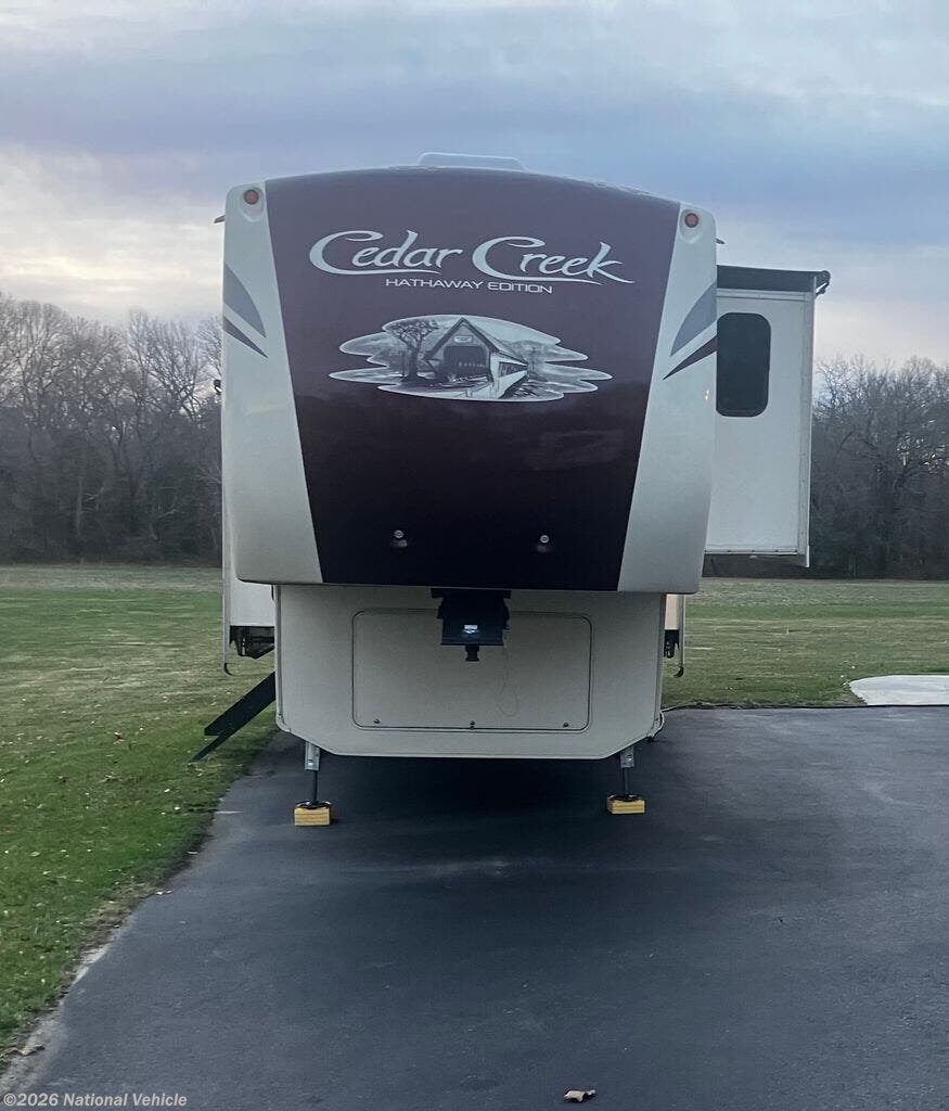 2018 Forest River Cedar Creek Hathaway 34RL2 - Used Fifth Wheel For Sale by National Vehicle in Newfield, New Jersey