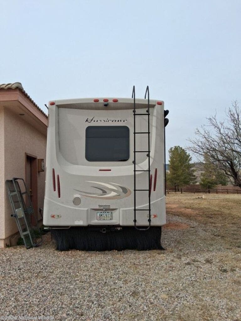 2016 Hurricane 27K by Thor Motor Coach from National Vehicle in Sierra Vista, Arizona