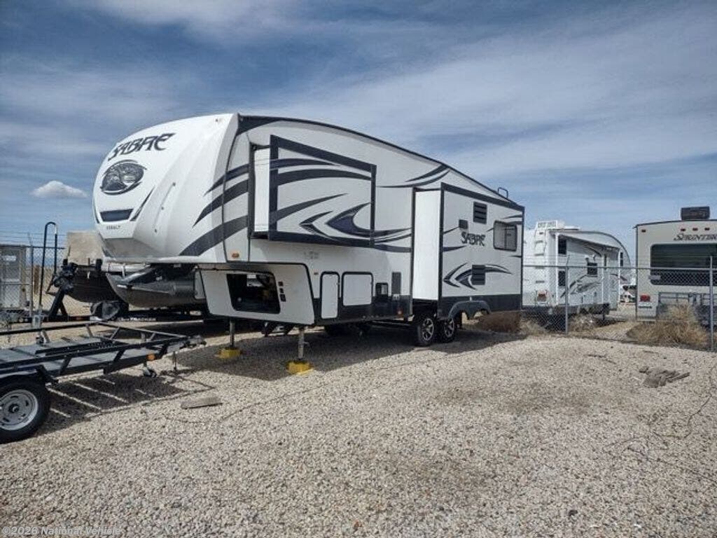 2018 Forest River Sabre 27RLT - Used Fifth Wheel For Sale by National Vehicle in Thornton, Colorado