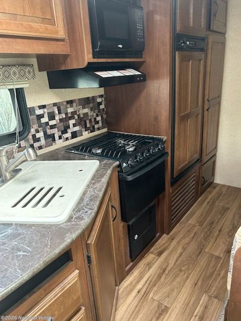 2016 Jayco Jay Flight 27BHS - Used Travel Trailer For Sale by National Vehicle in Kearns, Utah