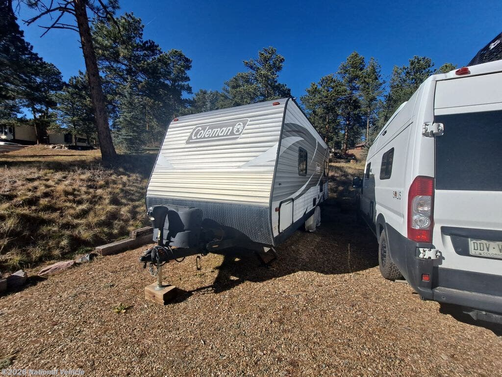 2018 Dutchmen Coleman Lantern 202RD - Used Travel Trailer For Sale by National Vehicle in Evergreen, Colorado