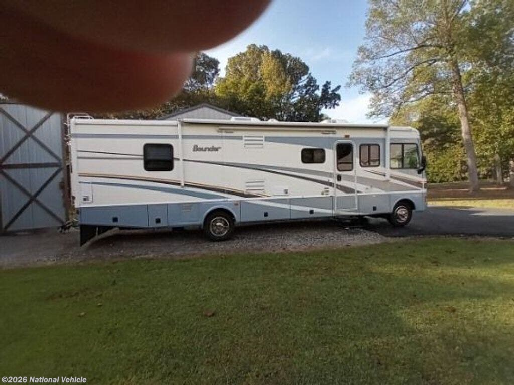 Used 2005 Fleetwood Bounder 34F available in Jackson, Tennessee