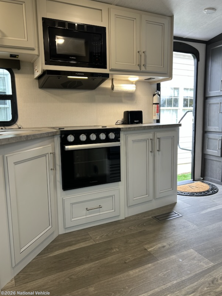 2024 Cougar 22RBS by Keystone from National Vehicle in Southampton Township, New Jersey