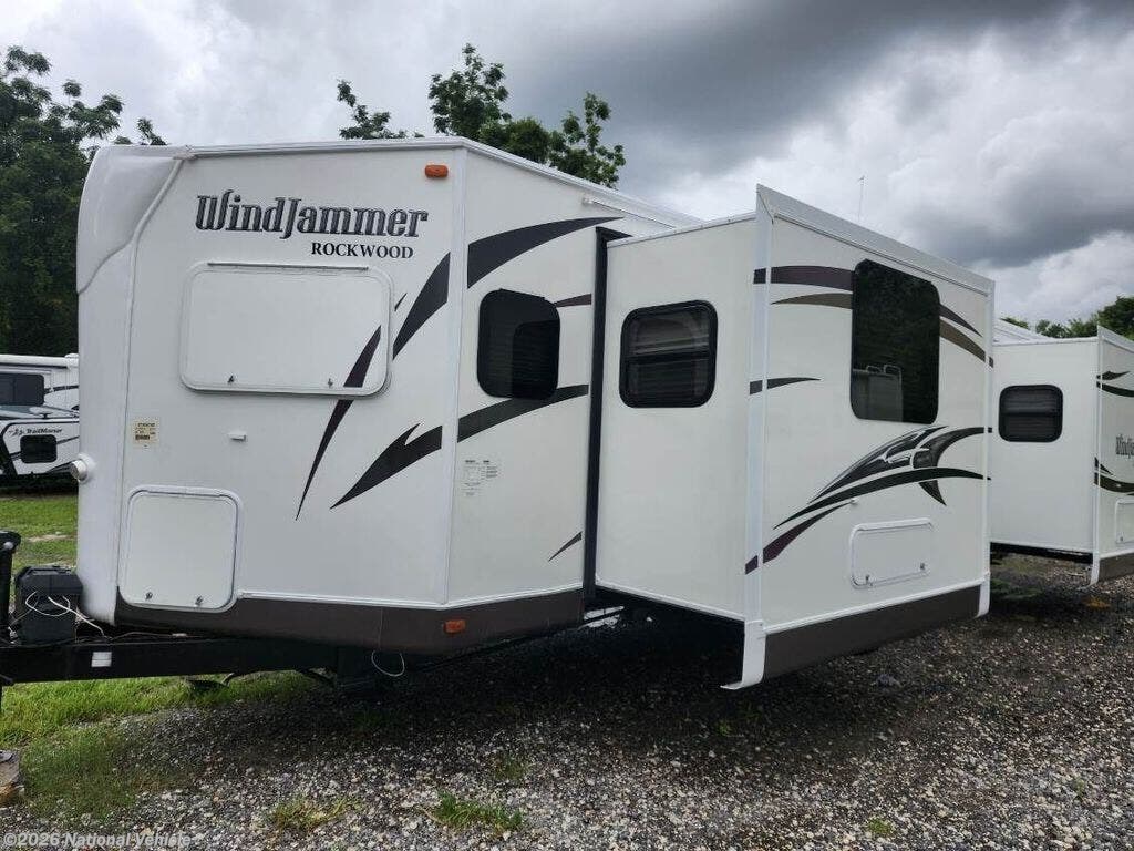 2014 Forest River Rockwood Windjammer 2809W - Used Travel Trailer For Sale by National Vehicle in Mulberry, Florida