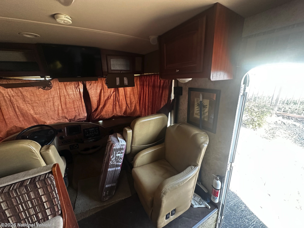 Used 2011 Winnebago Vista 26P available in Fontana, California